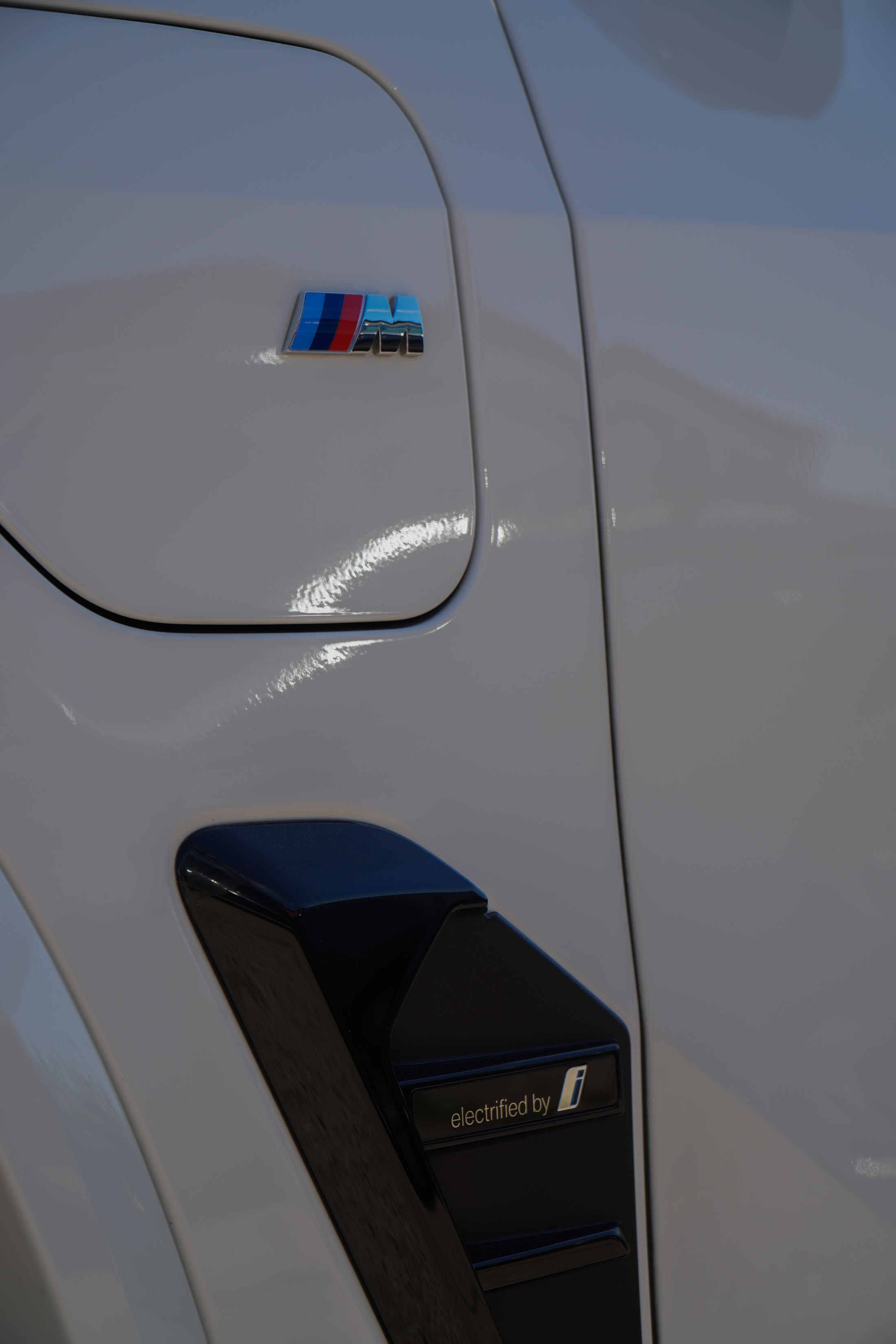Signature Detailing