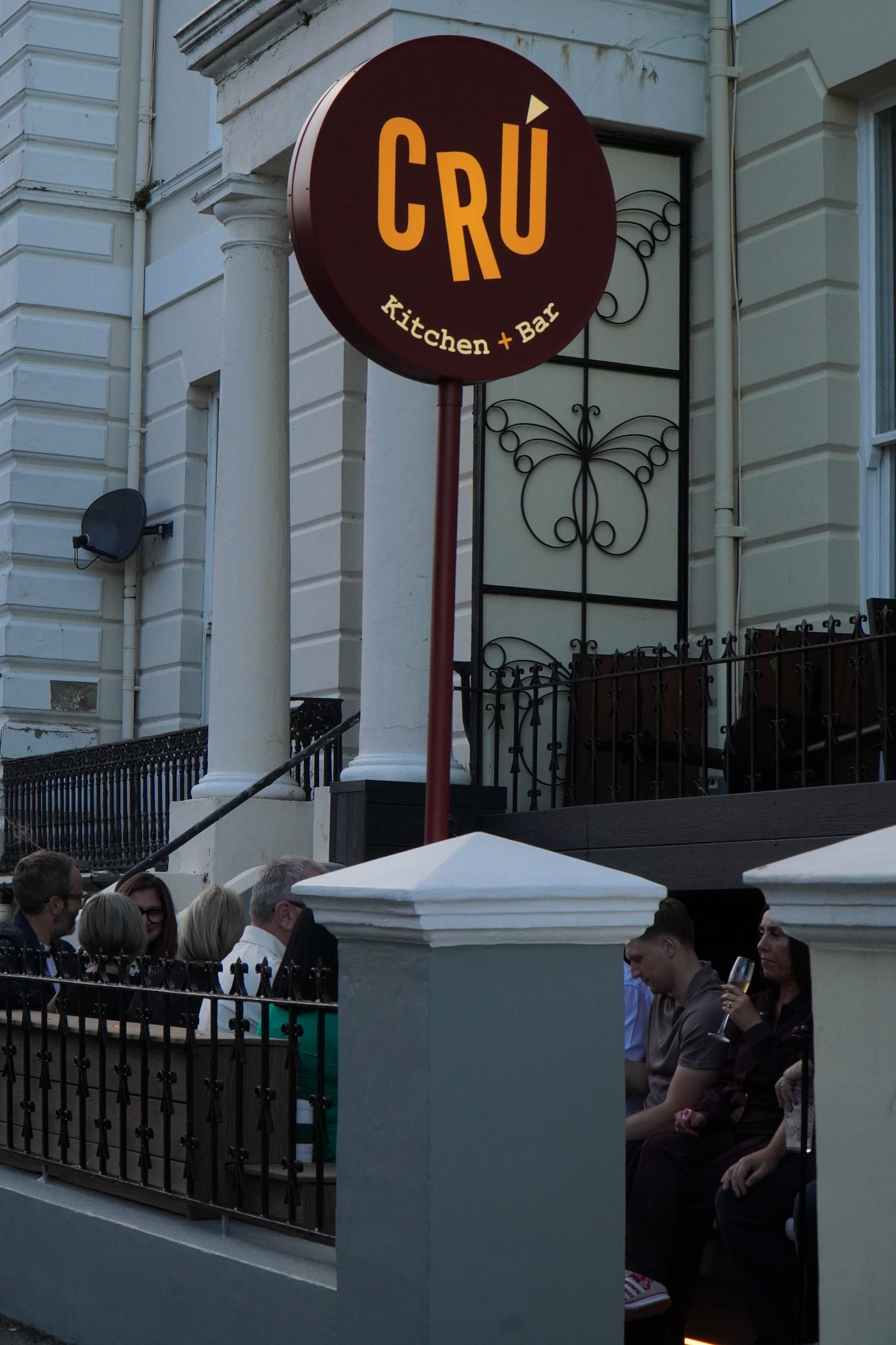 Cru Kitchen and Bar sign